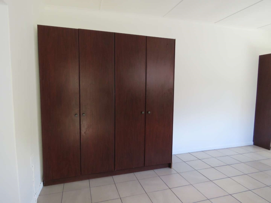 4 Bedroom Property for Sale in Kleinmond Western Cape